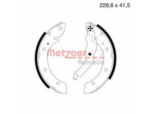 METZGER MG 633 stabdžių trinkelių komplektas 
 Techninės priežiūros dalys -> Papildomas remontas
7701 204 883, 7701 205 339
