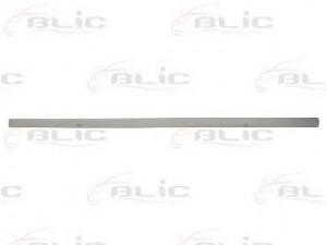 BLIC 5703-04-9504576P apdailos/apsauginės juostelė, durelės 
 Kėbulas -> Apdaila/apsauga/dekoratyvinės juostelės/emblemos -> Apdailos/apsauginės juostelės
6N4853072AGRU