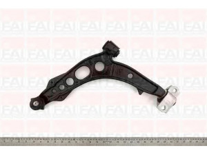 FAI AutoParts SS453 vikšro valdymo svirtis 
 Ašies montavimas/vairavimo mechanizmas/ratai -> Valdymo svirtis/pasukamosios svirties sujungimas -> Vairo trauklės (valdymo svirtis, išilginis balansyras, diago
46430002, 7750977