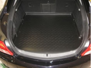 CARBOX 204131000 bagažinės / krovinių skyriaus guminis kilimėlis 
 Vidaus įranga -> Bagažinė
