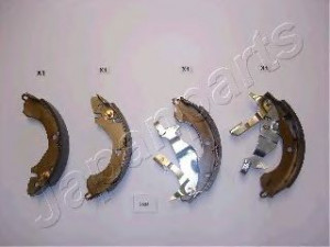 JAPANPARTS GF-526AF stabdžių trinkelių komplektas 
 Techninės priežiūros dalys -> Papildomas remontas
MB266442, MB266444, MB266445, MB266446