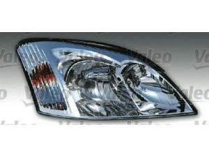 VALEO 088272 priekinis žibintas 
 Elektros įranga -> Priekinis žibintas/dalys -> Priekinis žibintas/įterp.
81170-02150, 81170-02160, 8117002150