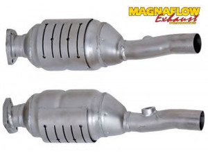 MAGNAFLOW 70219 katalizatoriaus keitiklis 
 Išmetimo sistema -> Katalizatoriaus keitiklis
8Z0253024X