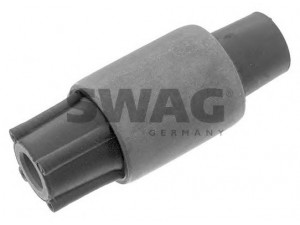 SWAG 40 79 0010 vairo trauklės įvorė 
 Ašies montavimas/vairavimo mechanizmas/ratai -> Stabilizatorius/statramsčiai/trauklės
0423 316, 423 316, 90496686, 90496686