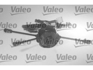VALEO 251545 vairo kolonėlės jungiklis 
 Vidaus įranga -> Rankinės/kojinės svirties sistema
4747736