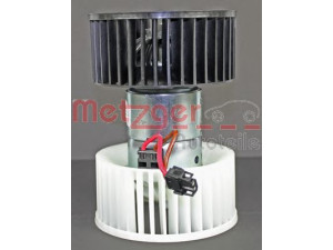 METZGER 0917057 vidaus pūtiklis 
 Šildymas / vėdinimas -> Orpūtė/dalys
64 11 8 204 154, 64 11 8 372 797