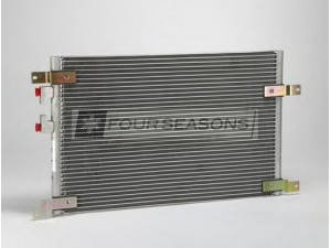 STANDARD F4-53603 kondensatorius, oro kondicionierius 
 Oro kondicionavimas -> Kondensatorius
46790658, 46842842, 60628820