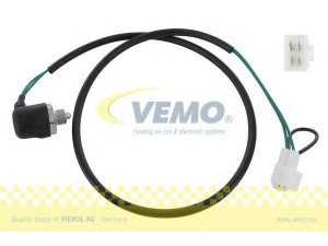 VEMO V32-73-0008 jungiklis, atbulinės eigos žibintas 
 Elektros įranga -> Šviesų jungikliai/relės/valdymas -> Šviesų jungiklis/svirtis
401 17 640, F 403-17-640 D, G 401 17 640B