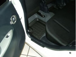 CARBOX 429106000 kojų kilimėlis 
 Vidaus įranga -> Kojų kilimėlis