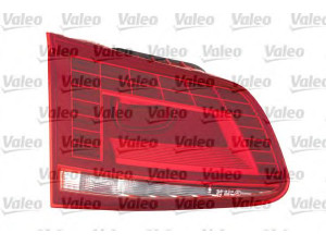 VALEO 044608 kombinuotas galinis žibintas 
 Kėbulas -> Šviesos -> Kombinuotas galinis žibintas/dalys -> Kombinuotas galinis žibintas
7P6945307