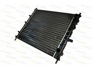 THERMOTEC D7F023TT radiatorius, variklio aušinimas 
 Aušinimo sistema -> Radiatorius/alyvos aušintuvas -> Radiatorius/dalys
46514417, 46737569