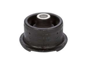 MOOG VO-SB-8810 stebulės laikiklio įvorė 
 Ašies montavimas/vairavimo mechanizmas/ratai -> Ašies atrama/ašies korpusas/ašies montavimas -> Pasukamojo veleno sujungimas
7M0505222B, 7201723, 7M0505222B