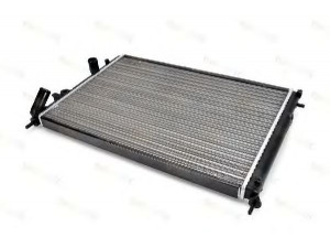 THERMOTEC D7R035TT radiatorius, variklio aušinimas 
 Aušinimo sistema -> Radiatorius/alyvos aušintuvas -> Radiatorius/dalys
7700429769