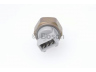 BOSCH 0 265 005 300 slėgio jungiklis, stabdžių hidraulika 
 Stabdžių sistema -> Slėgio kaupiklis/jungiklis
026 520 21 09, A 026 520 21 09