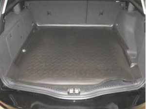 CARBOX 203120000 bagažinės / krovinių skyriaus guminis kilimėlis 
 Vidaus įranga -> Bagažinė