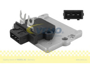 VEMO V10-70-0009 uždegimo jungiklis 
 Kibirkšties / kaitinamasis uždegimas -> Uždegimo modulis/valdymo blokas
867 905 352, 867 905 352, 867 905 352