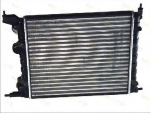 THERMOTEC D7R013TT radiatorius, variklio aušinimas 
 Aušinimo sistema -> Radiatorius/alyvos aušintuvas -> Radiatorius/dalys
77 00 784 040, 77 01 034 770, 7701034770