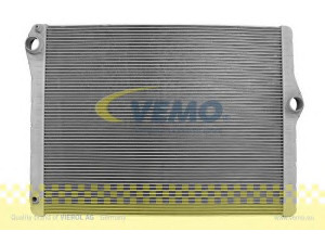 VEMO V20-60-0028 radiatorius, variklio aušinimas 
 Aušinimo sistema -> Radiatorius/alyvos aušintuvas -> Radiatorius/dalys
17 11 7 603 745, 17 11 7 612 954