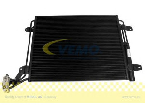 VEMO V15-62-1038 kondensatorius, oro kondicionierius 
 Oro kondicionavimas -> Kondensatorius
5N0 820 411 C, 5N0 820 411 C, 5N0 820 411 D