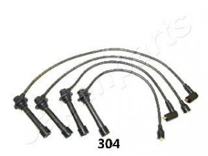 JAPANPARTS IC-304 uždegimo laido komplektas 
 Kibirkšties / kaitinamasis uždegimas -> Uždegimo laidai/jungtys
FP13-18-140-A, FP13-18-140B, FS01-18-140