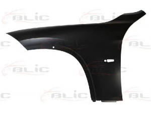 BLIC 6504-04-0092313P sparnas 
 Kėbulas -> Kėbulo dalys/ sparnas/buferis -> Purvasaugiai
41002993155