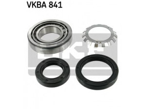 SKF VKBA 841 rato guolio komplektas 
 Ašies montavimas/vairavimo mechanizmas/ratai -> Rato stebulė/montavimas -> Rato guolis
90043-66022, XM34-1244-AA, 9960-30-208
