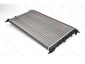 THERMOTEC D7R020TT radiatorius, variklio aušinimas 
 Aušinimo sistema -> Radiatorius/alyvos aušintuvas -> Radiatorius/dalys
77 00 795 175, 7700795175