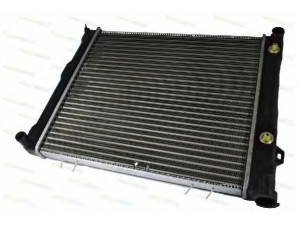 THERMOTEC D7Y006TT radiatorius, variklio aušinimas 
 Aušinimo sistema -> Radiatorius/alyvos aušintuvas -> Radiatorius/dalys
4734103, 4734105, 52005166, 52028378