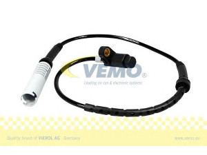 VEMO V20-72-0427 jutiklis, rato greitis 
 Elektros įranga -> Jutikliai
34 52 1 182 076