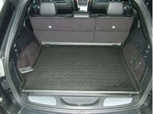 CARBOX 202394000 bagažinės / krovinių skyriaus guminis kilimėlis