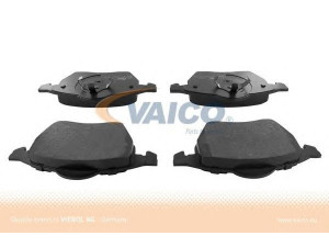 VAICO V10-8130-1 stabdžių trinkelių rinkinys, diskinis stabdys 
 Techninės priežiūros dalys -> Papildomas remontas
8D0 698 151 A, 8D0 698 151 C, 8D0 698 151 CX