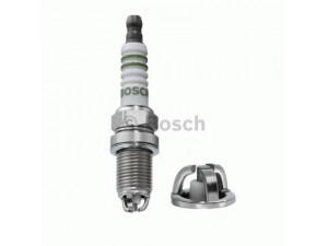 BOSCH 0 242 240 572 uždegimo žvakė 
 Techninės priežiūros dalys -> Techninės priežiūros intervalai
46471078, 46471078