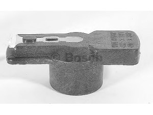 BOSCH 1 987 234 055 rotorius, skirstytuvas 
 Kibirkšties / kaitinamasis uždegimas -> Degimo skirstytuvas/dalys
FS0118V05, MD618556, T 880 T 22772