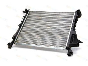 THERMOTEC D7R034TT radiatorius, variklio aušinimas 
 Aušinimo sistema -> Radiatorius/alyvos aušintuvas -> Radiatorius/dalys
77 01 045 212