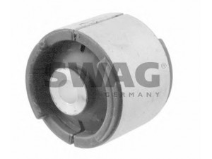 SWAG 20 79 0044 valdymo svirties/išilginių svirčių įvorė 
 Ašies montavimas/vairavimo mechanizmas/ratai -> Valdymo svirtis/pasukamosios svirties sujungimas -> Montavimas/sutvirtinimas
33 32 1 097 009, 33 32 1 137 806