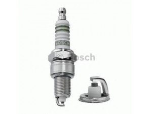 BOSCH 0 242 235 650 uždegimo žvakė 
 Techninės priežiūros dalys -> Techninės priežiūros intervalai