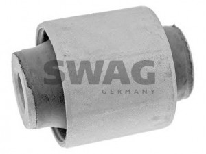 SWAG 80 94 1124 valdymo svirties/išilginių svirčių įvorė 
 Ašies montavimas/vairavimo mechanizmas/ratai -> Valdymo svirtis/pasukamosios svirties sujungimas -> Montavimas/sutvirtinimas
4113A062, MB911345, MR197915
