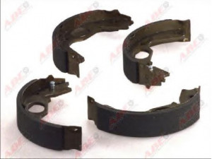 ABE C05065ABE stabdžių trinkelių komplektas, stovėjimo stabdis 
 Stabdžių sistema -> Rankinis stabdys
MB618914, MB618915, MB618916, MN102640