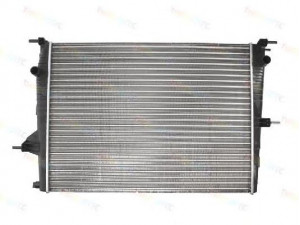 THERMOTEC D7R043TT radiatorius, variklio aušinimas 
 Aušinimo sistema -> Radiatorius/alyvos aušintuvas -> Radiatorius/dalys
214100014R, 214100067R