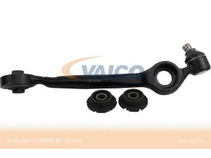 VAICO V10-7016 vikšro valdymo svirtis 
 Ašies montavimas/vairavimo mechanizmas/ratai -> Valdymo svirtis/pasukamosios svirties sujungimas -> Vairo trauklės (valdymo svirtis, išilginis balansyras, diago
4A0 407 152