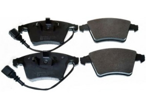 DENCKERMANN B111132 stabdžių trinkelių rinkinys, diskinis stabdys 
 Techninės priežiūros dalys -> Papildomas remontas
7L6 698 151 B