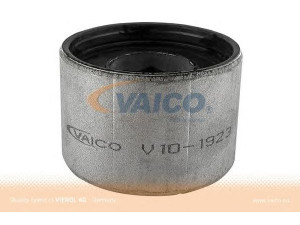 VAICO V10-1923 valdymo svirties/išilginių svirčių įvorė 
 Ašies montavimas/vairavimo mechanizmas/ratai -> Valdymo svirtis/pasukamosios svirties sujungimas -> Montavimas/sutvirtinimas
8Z0 407 183 A, 8Z0 407 183 A