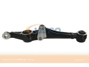 VAICO V26-9528 vikšro valdymo svirtis 
 Ašies montavimas/vairavimo mechanizmas/ratai -> Valdymo svirtis/pasukamosios svirties sujungimas -> Vairo trauklės (valdymo svirtis, išilginis balansyras, diago
51365-S84-A00, 51365S84A00