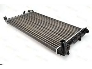 THERMOTEC D7P043TT radiatorius, variklio aušinimas 
 Aušinimo sistema -> Radiatorius/alyvos aušintuvas -> Radiatorius/dalys
1330.09, 1330.24, 1330.30, 1331.Q7