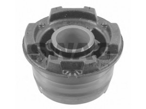 SWAG 55 92 2955 stebulės laikiklio įvorė 
 Ašies montavimas/vairavimo mechanizmas/ratai -> Ašies atrama/ašies korpusas/ašies montavimas -> Pasukamojo veleno sujungimas
8678497