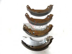 MAXGEAR 19-0255 stabdžių trinkelė 
 Stabdžių sistema -> Būgninis stabdys -> Stabdžių įdėklas/ trinkelė
4241.K5, 4241.N1