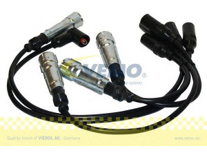 VEMO V10-70-0020 uždegimo laido komplektas 
 Kibirkšties / kaitinamasis uždegimas -> Uždegimo laidai/jungtys
191 998 031, 191 998 031 B, 357 998 031 B