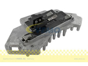 VEMO V30-79-0006 reguliatorius, keleivio pusės ventiliatorius 
 Šildymas / vėdinimas -> Orpūtė/dalys
210 820 61 10, 210 821 15 51, 210 821 29 51