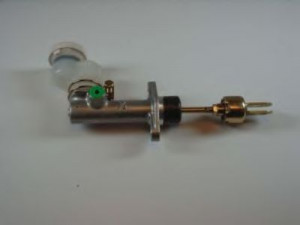 AISIN QM-012 pagrindinis cilindras, sankaba
MB012350, MB555204