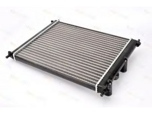 THERMOTEC D7F036TT radiatorius, variklio aušinimas 
 Aušinimo sistema -> Radiatorius/alyvos aušintuvas -> Radiatorius/dalys
46420484